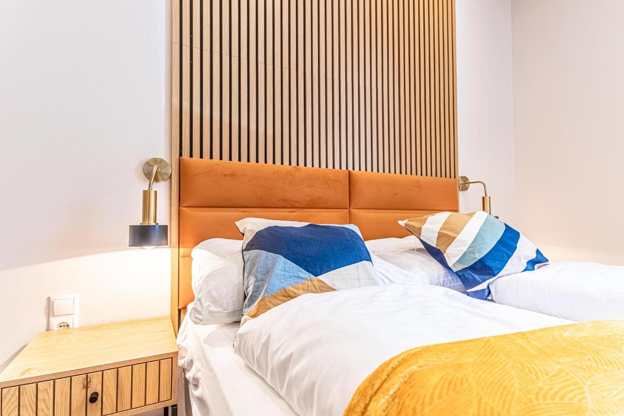 Wiener Stadthalle Boutique Rooms - Ideal For Couples エクステリア 写真