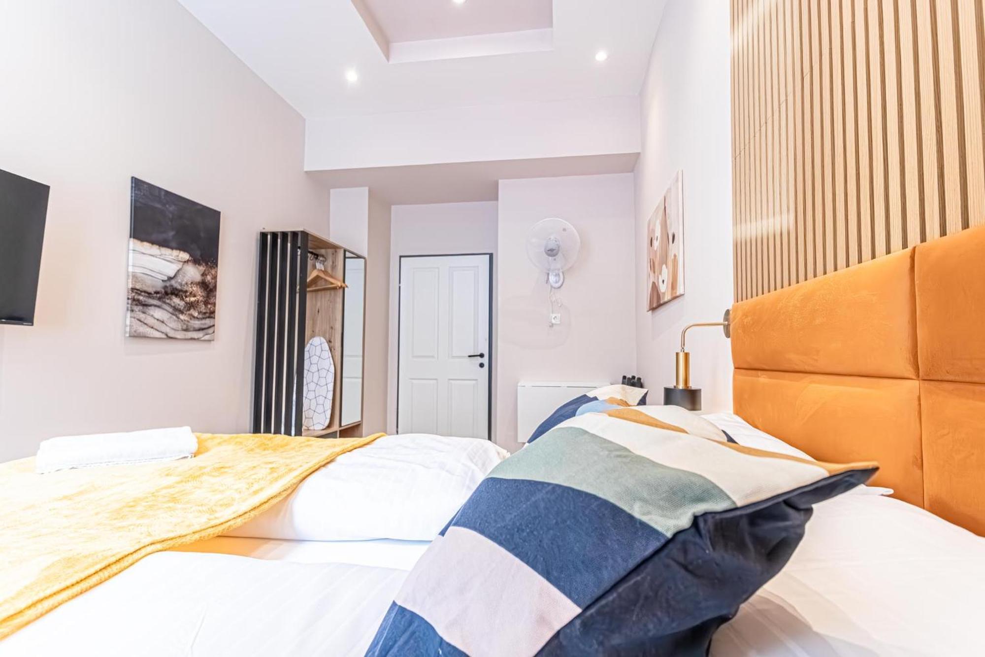 Wiener Stadthalle Boutique Rooms - Ideal For Couples エクステリア 写真