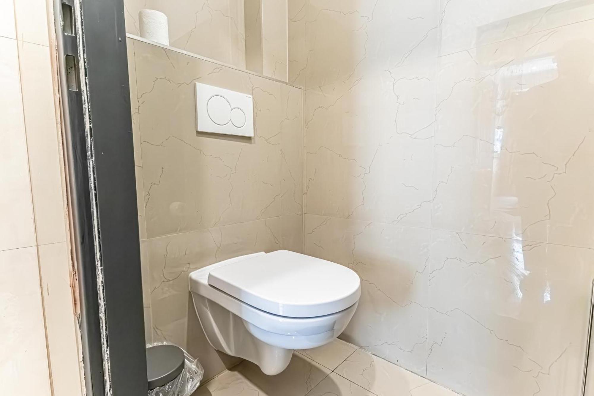Wiener Stadthalle Boutique Rooms - Ideal For Couples エクステリア 写真