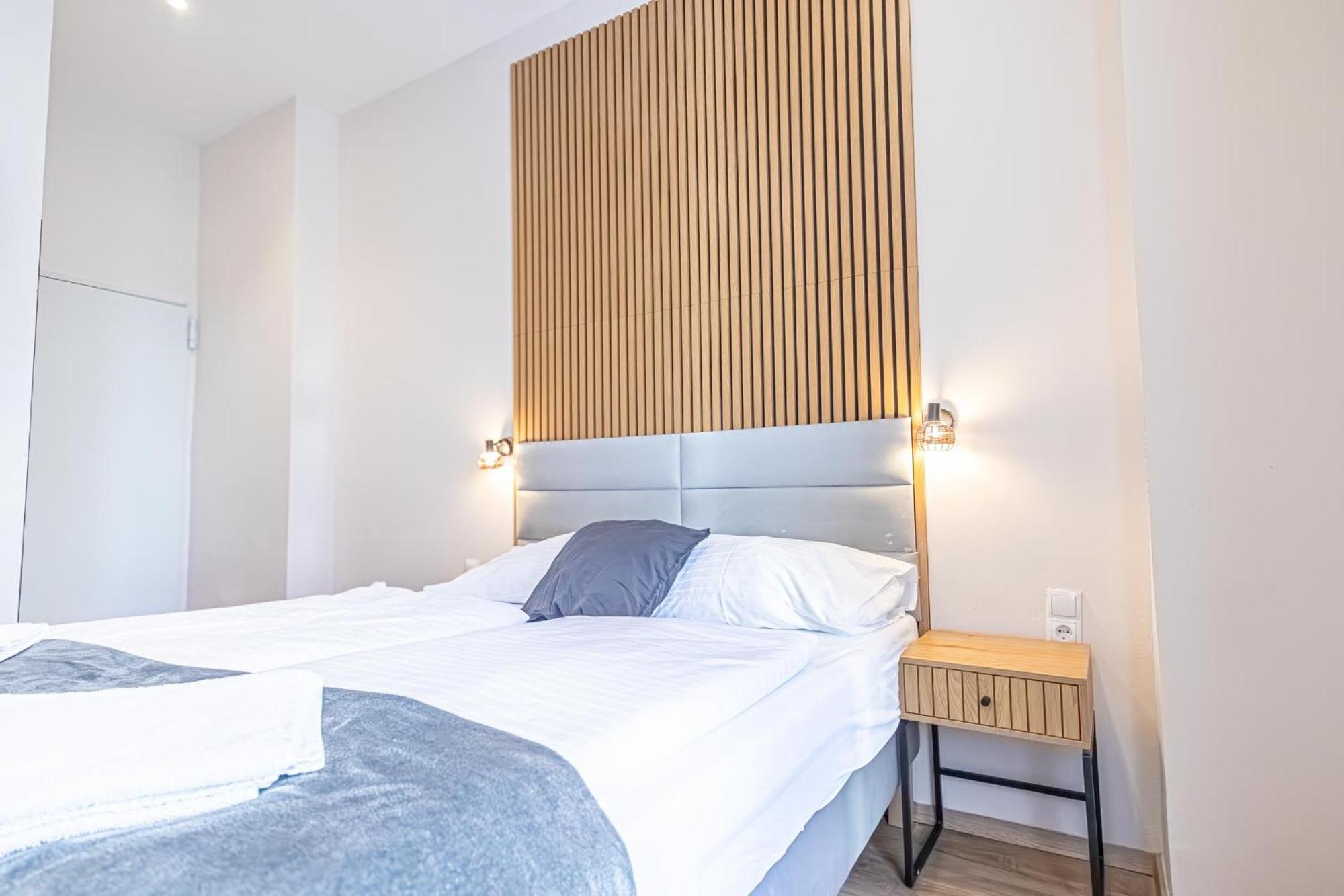 Wiener Stadthalle Boutique Rooms - Ideal For Couples エクステリア 写真